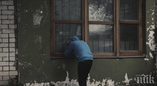 ВНИМАВАЙТЕ! Крадци дебнат хотелите в Банско, угасне ли лампата...