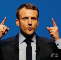 Партията на Еманюел Макрон загуби две места във френския парламент