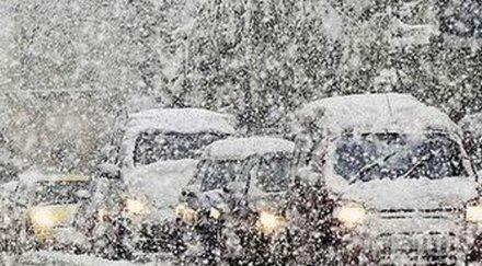 трафикът словения блокиран обилен снеговалеж