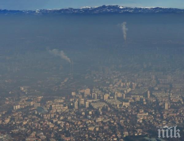 Измерват мръсния въздух със станции, купени от граждани
