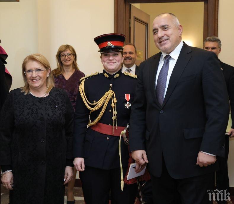 ИЗВЪНРЕДНО В ПИК! Борисов се срещна с президента на Малта (ВИДЕО/СНИМКИ)