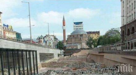 столичната община стопанисва античния комплекс сердика