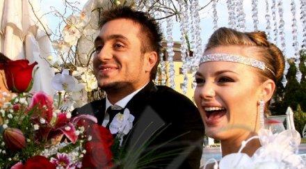 фолкпевецът константин вдига втора сватба