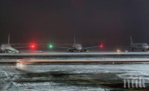 Снеговалежът затрудни работата на летище Барахас в Мадрид