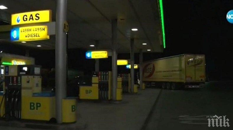 Прокуратурата погна пияния турчин, който се заби с ТИР в бензиностанция! Опитал да подкупи полицаите