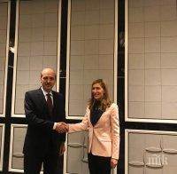 България и Турция с обща реклама на храната и фолклора си за привличане на далечни туристи