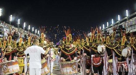 ритъма самбата млн туристи посетят карнавала рио