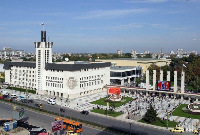 Пълен абсурд! Ето в какво се превърна подлез в Пловдив заради дългогодишен спор между Общината и Панаира (СНИМКИ)