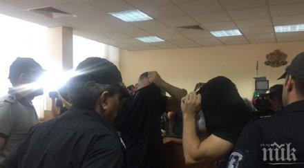 темида действие върнаха работа полицай обвинен кражба цигари