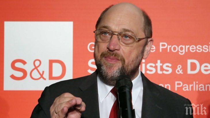 ИЗНЕНАДА! Мартин Шулц хвърли оставката си като лидер на ГСДП