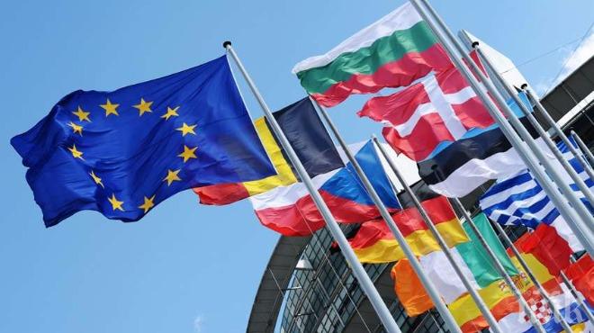 Външните министри от ЕС разделени за разширяването на Съюза към Западните Балкани
