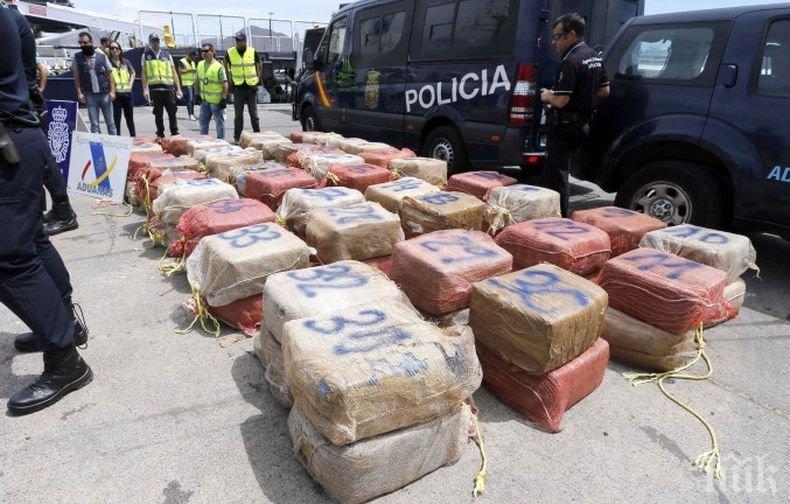 Спипаха тон и половина кока при проверка на пратка с шоколад