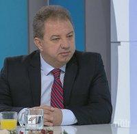 Човек на Валери Симеонов предлага промени в кабинета