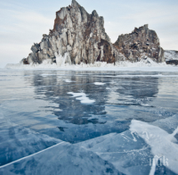 Ентусиасти се състезаваха върху леда на езерото Байкал (ВИДЕО)