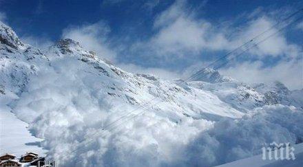 лавина взе две жертви френските алпи