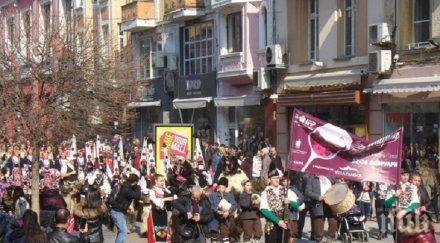 100 литра вино леят дионисиевото шествие пловдив