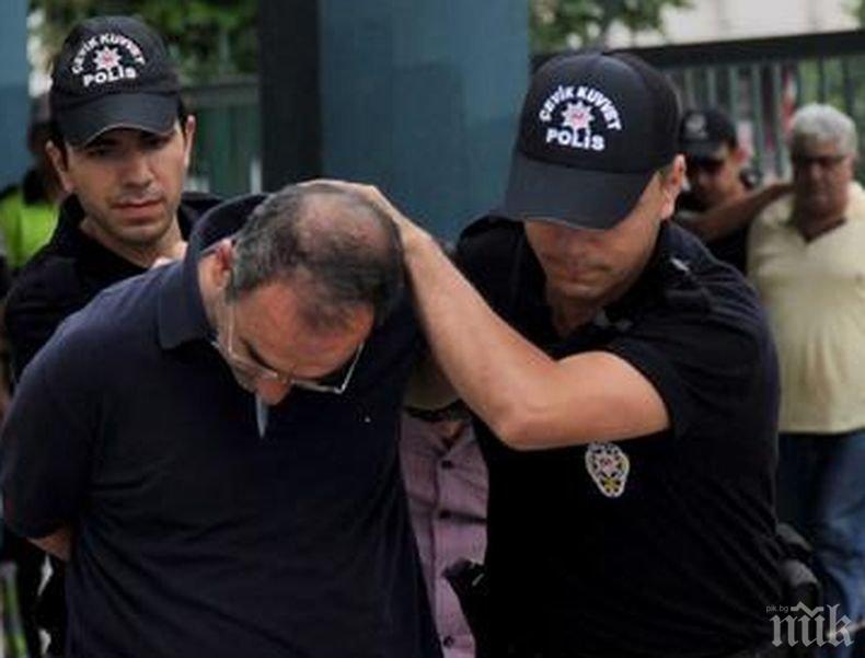 Акция! Поредни масови арести на военнослужещи в Турция