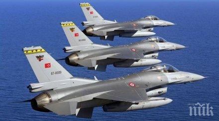 италиански гръцки военни самолети охраняват небето черна гора