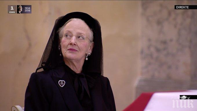Датската кралица Маргрете Втора се сбогува със съпруга си на частна церемония

