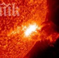 Слънцето изригна три пъти за ден (Видео)