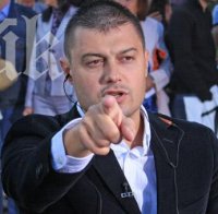 Бареков: Сотир Цацаров има железни топки