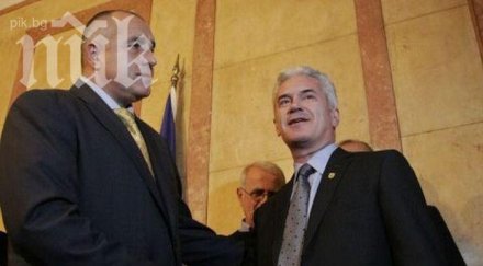 сидеров борисов уплашен чака раиран костюм