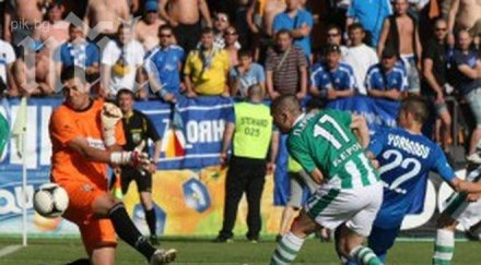 караджов разбира сладко победя левски