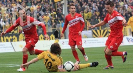 играчите цска купуват екипите сами