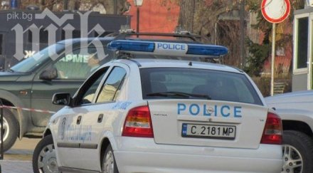 психично болен откри огън ченгета пазарджик