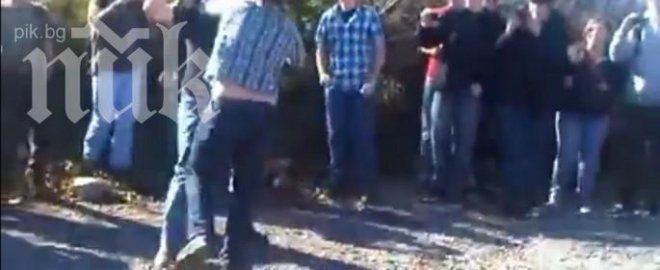 Бой между ученици едва не завърши със смърт