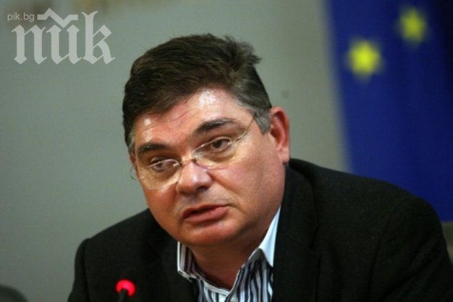 Превозвач пред ПИК: Стотици ТИР-ове се насочват към границата с Турция