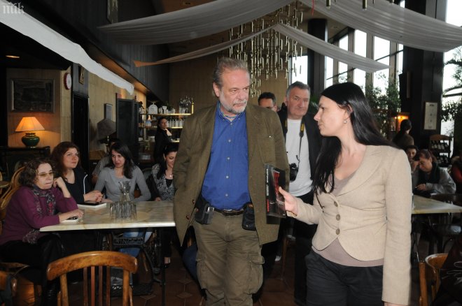 Евгений Дайнов: Новото правителство ще изкара около година