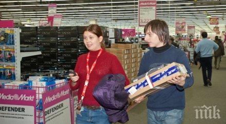 руснаците харчат все повече