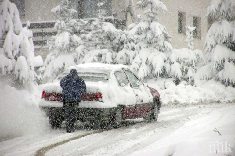ИЗВЪНРЕДНО! Затвориха Е-79, положението е страшно! Отбиват движението през Искърското дефиле
