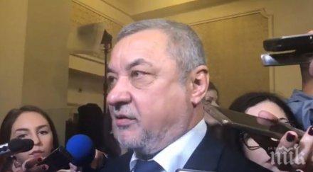 първо пик валери симеонов горещ коментар сделката чез разкри клати правителството попита знае гинка трафопост обновена видео