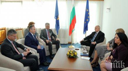 извънредно пик борисов проведе важен разговор хашим тачи снимки видео