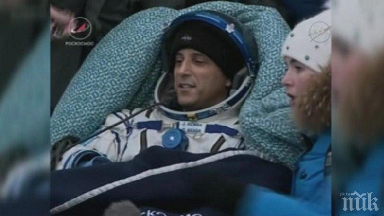 Трима космонавти се завърнаха успешно на Земята