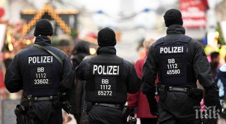 нападнаха полицаи берлин време демострация