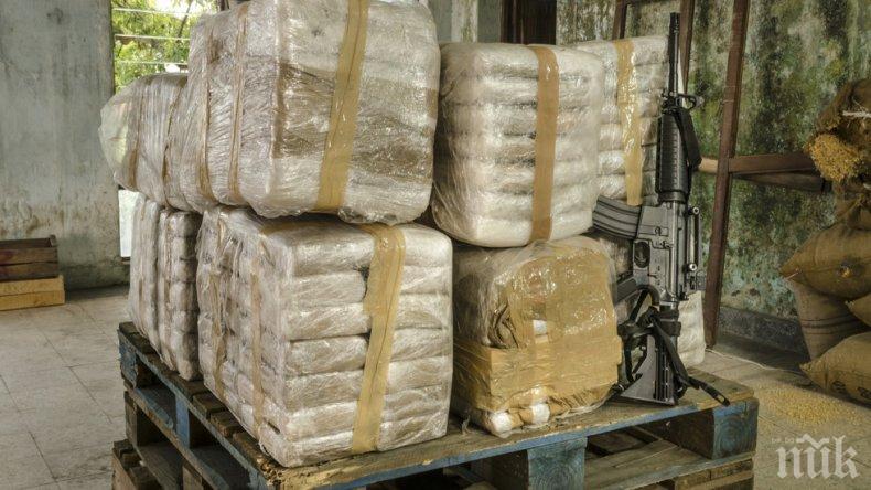 ГОЛЯМ УДАР! Заловиха 1,3 тона кокаин в Рио де Жанейро