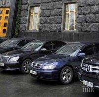 ИЗВЪНРЕДНО! Бивша чиновничка от парламента с обвинение заради близо половин милион лева! Предлагала за продан депутатски возила