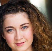 Българска дизайнерка облече актрисата Мариета Мелроуз за 