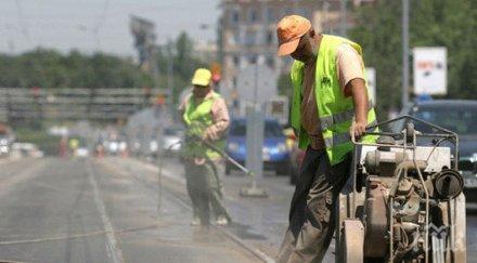 екипа извършват пътни ремонти територията столична община уикенд
