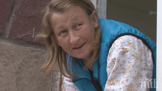 ЗНАК ОТ БОГА! Разтърсващата история на Веска, която роди 12-ото си дете на площада (СНИМКИ)