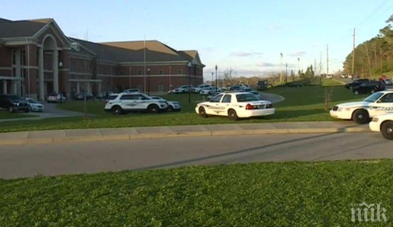 Станаха ясни подробности за стрелбата в Алабама