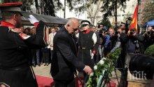 ГОРЕЩА ТЕМА! Скопските медии гърмят: Борисов със смела държавническа постъпка - почете жертвите на Холокоста като Вили Бранд