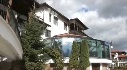 кошмарен хотел стая мазето 180 лева вечер буря коментари нета снимки