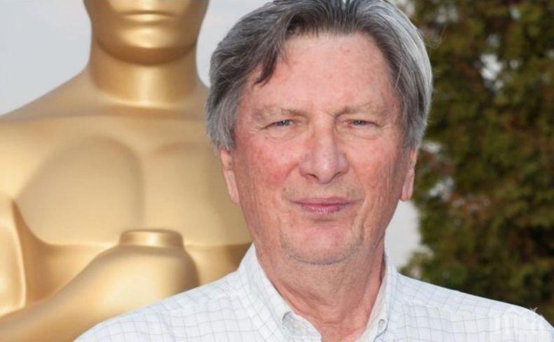 И Джон Бейли е обвинен в сексуален тормоз