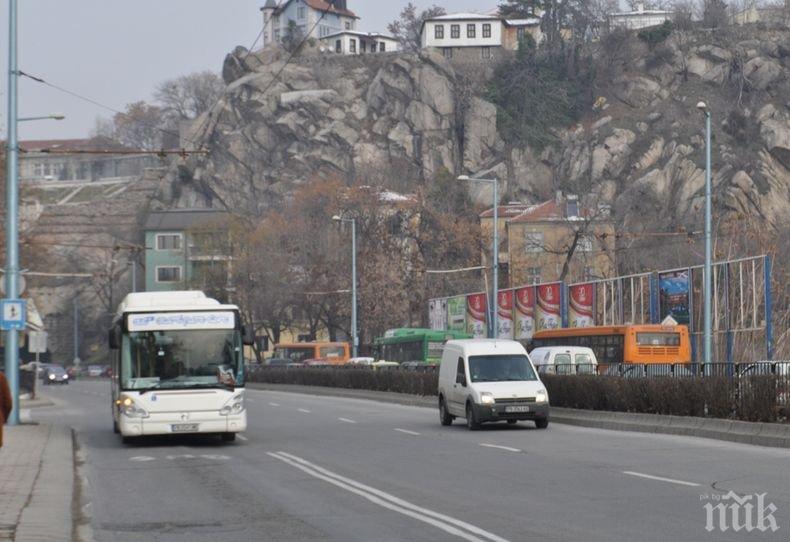 Затвориха за ден възлов булевард в Пловдив