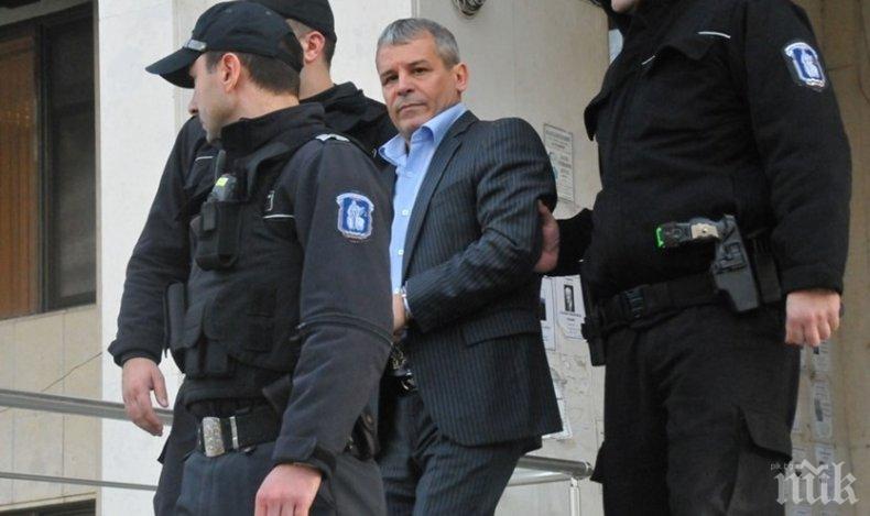 „Килърът“ Георги Вълев съди затвора в Бургас за 5300 лева 