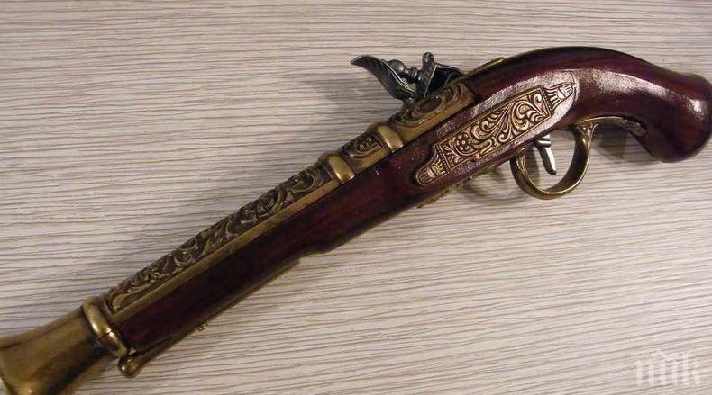 Учени откриха най-стария пистолет в света